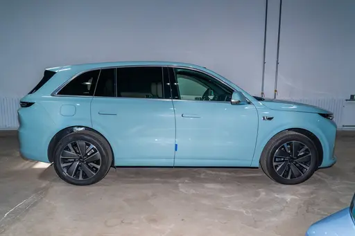 Li Auto 16 DCP_24fe81e56e6457683e776d49505db627~512x0