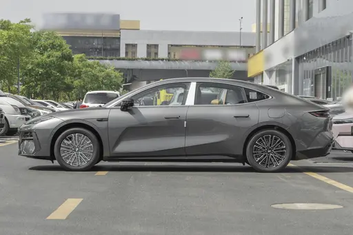 Geelye5460b502f29b8575090574482407e6~512x0 DCP_2e5460b502f29b8575090574482407e6~512x0