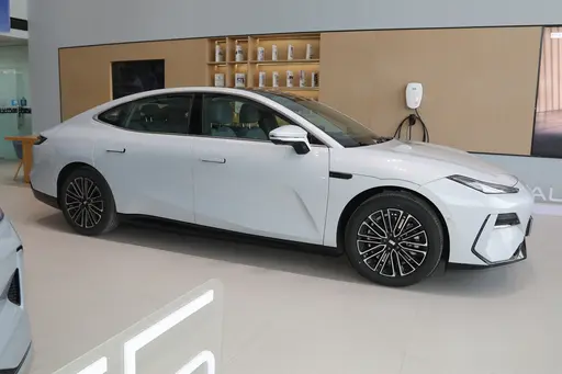 Geely66fe4a06646a09a6cda68f56762c5a6~512x0 DCP_966fe4a06646a09a6cda68f56762c5a6~512x0