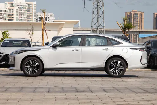 Чанган 27 eee08315cebe6e70b8b02ad05363efb8~512x0