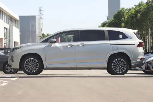 Hyundai 10 DCP_34e33e9c8394d9279730f4b15d7742da~512x0