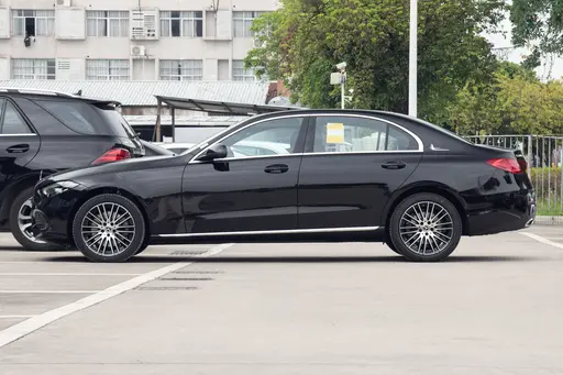 Mercedes-Benz9991e87339a35a9614f3cce~512x0 DCP_530d72e209991e87339a35a9614f3cce~512x0