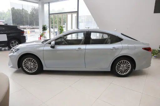 Toyota 28 DCP_5c387cd8541a2ae5923711f233c6795b~512x0