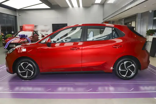 MG Motor 9 DCP_fd350c9aeb9e4c27cd46fe4090ee8fc7~512x0