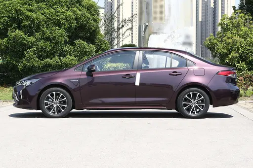 Toyota 18 a462ed31d410bb40d50cf28d1fcb0b17~512x0